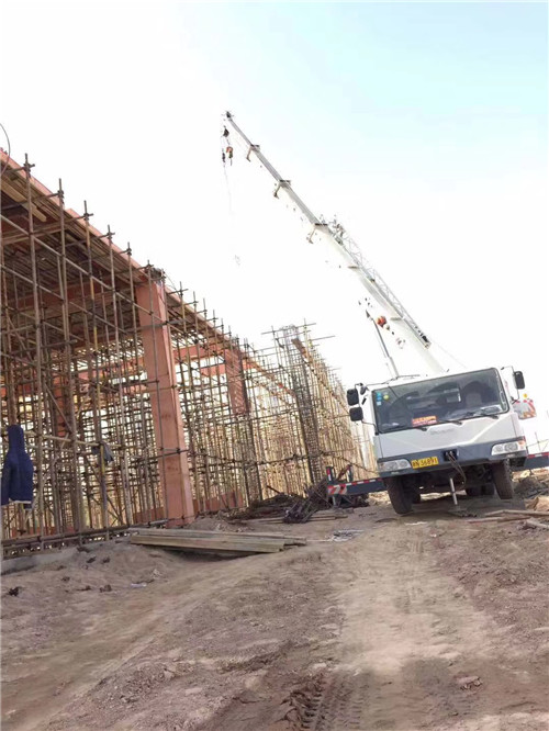 格尔木市吊车作业的安全注意事项有哪些？