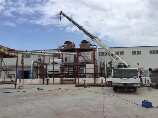 格尔木市“手脚齐动”—— 吊车的 “协同作业” 技术